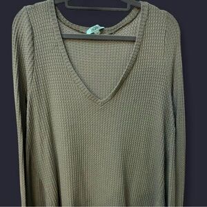 Karlie Sage V-Neck Waffle Knit Top